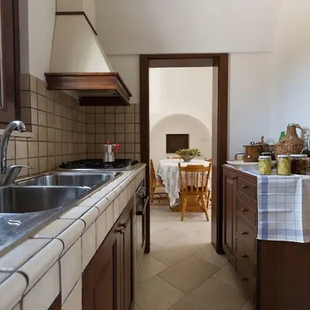 Trulli 1939 * Locorotondo